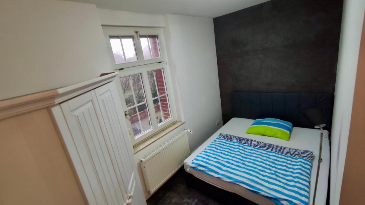Ferienwohnung Ressel Mansion Bitterfeld-Wolfen Exterior foto